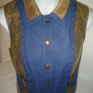 Nacy Bolin. Demin Vest
